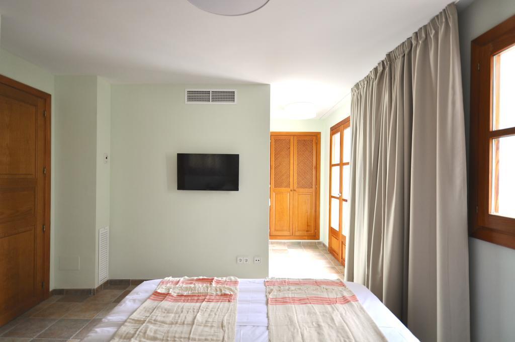 Houm Villa Cala Pi Кала Пи Стая снимка